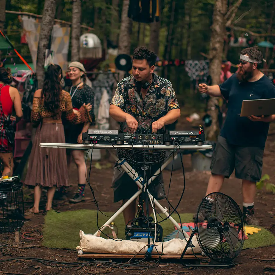 Aya Atma Artiste Hadgaan