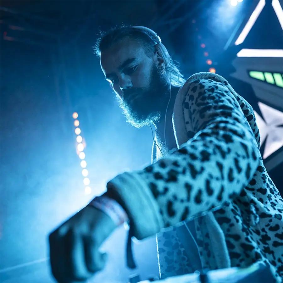 Aya Atma Artiste Seraphun