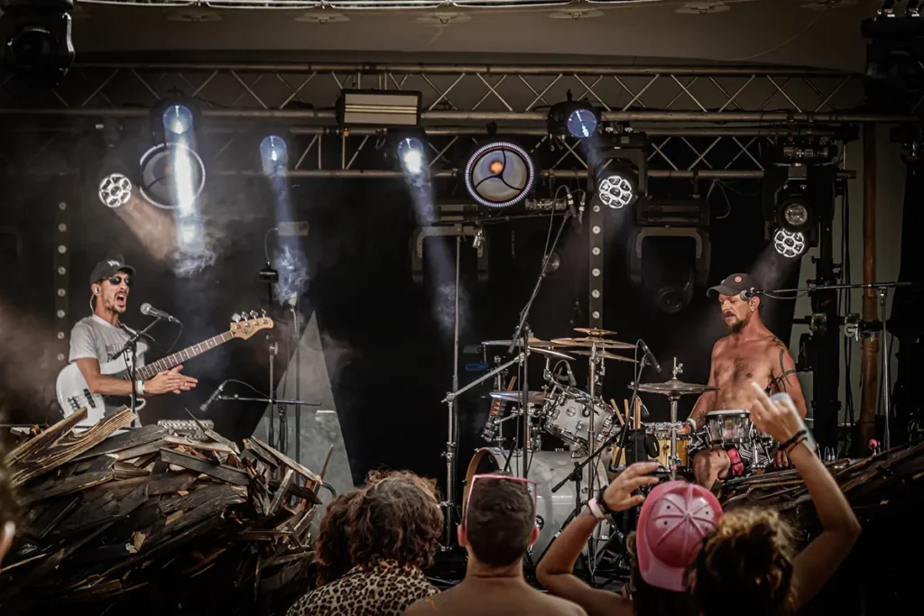 Out Of The Void #3 2025 - 32db 📷 Nicolas Acidophilius